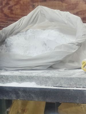 ই এম মেলামাইন হোয়াইট পাউডার ইন্ডাস্ট্রি গ্রেড মেলামাইন ছাঁচনির্মাণ পাউডার C3H6N6