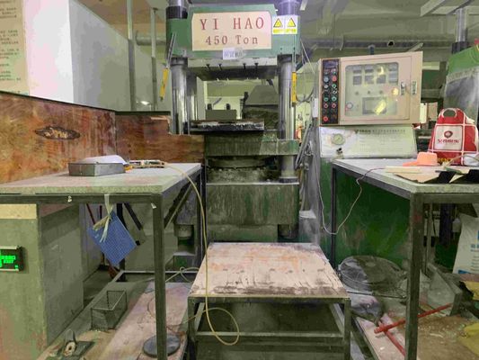 কম্পিউটার নিয়ন্ত্রিত মেলামাইন কম্প্রেশন মোল্ডিং টেবিলওয়্যার মেশিন 350t