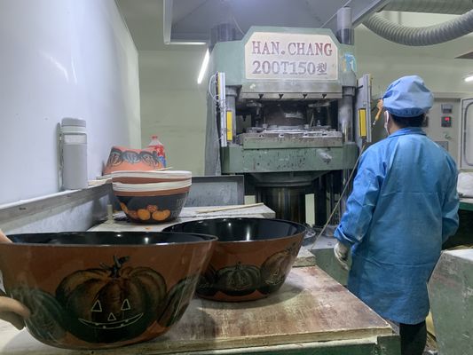 উচ্চ চাপের টেবিলওয়্যার ডিনারওয়্যার মেলামিন কম্প্রেশন মেশিন